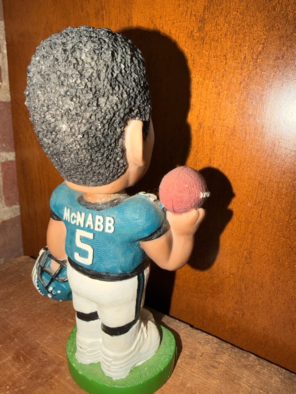 Philadelphia Eagles Donovan McNabb Bobblehead NFL Quarterback Statue - Picture 10 of 10